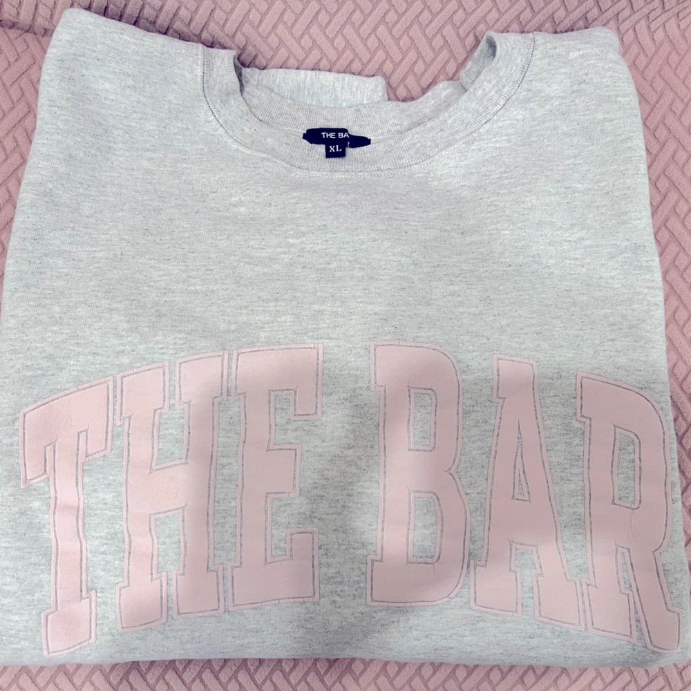 The Bar Varsity white/pink crewneck size: XL